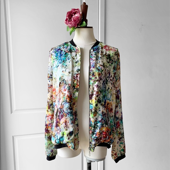 Zara Jackets & Blazers - ZARA Trafaluc Floral Multicolor Bomber Jacket